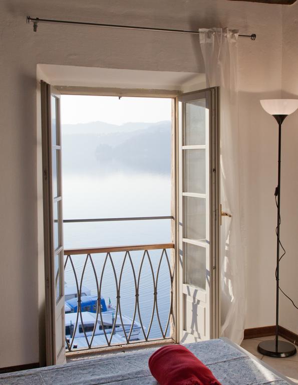 -Ortaflats- Appartamenti Imbarcadero & Palazzotto ออร์ตาซันจูลิโอ ห้อง รูปภาพ
