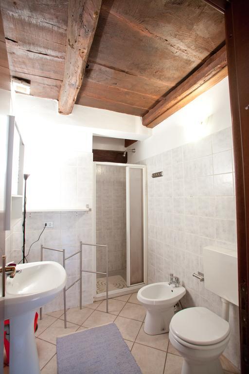 -Ortaflats- Appartamenti Imbarcadero & Palazzotto ออร์ตาซันจูลิโอ ห้อง รูปภาพ