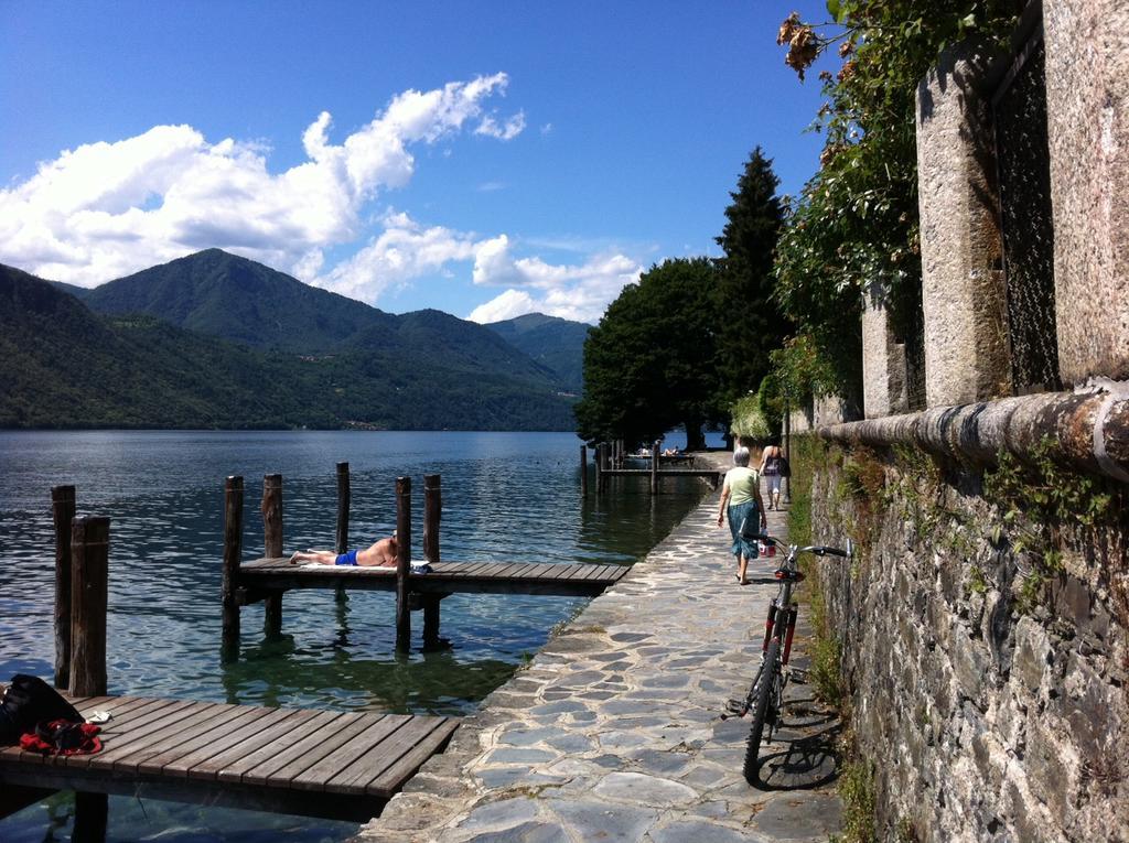 -Ortaflats- Appartamenti Imbarcadero & Palazzotto ออร์ตาซันจูลิโอ ห้อง รูปภาพ